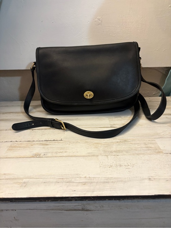 Vintage Coach Handbags - Vintage Coach Black Leather City Bag Crossbody Flap Purse (Style 9790)